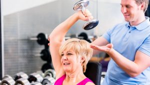 Exercício supera genética no combate à gordura após a menopausa