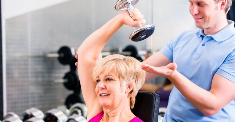 Exercício supera genética no combate à gordura após a menopausa